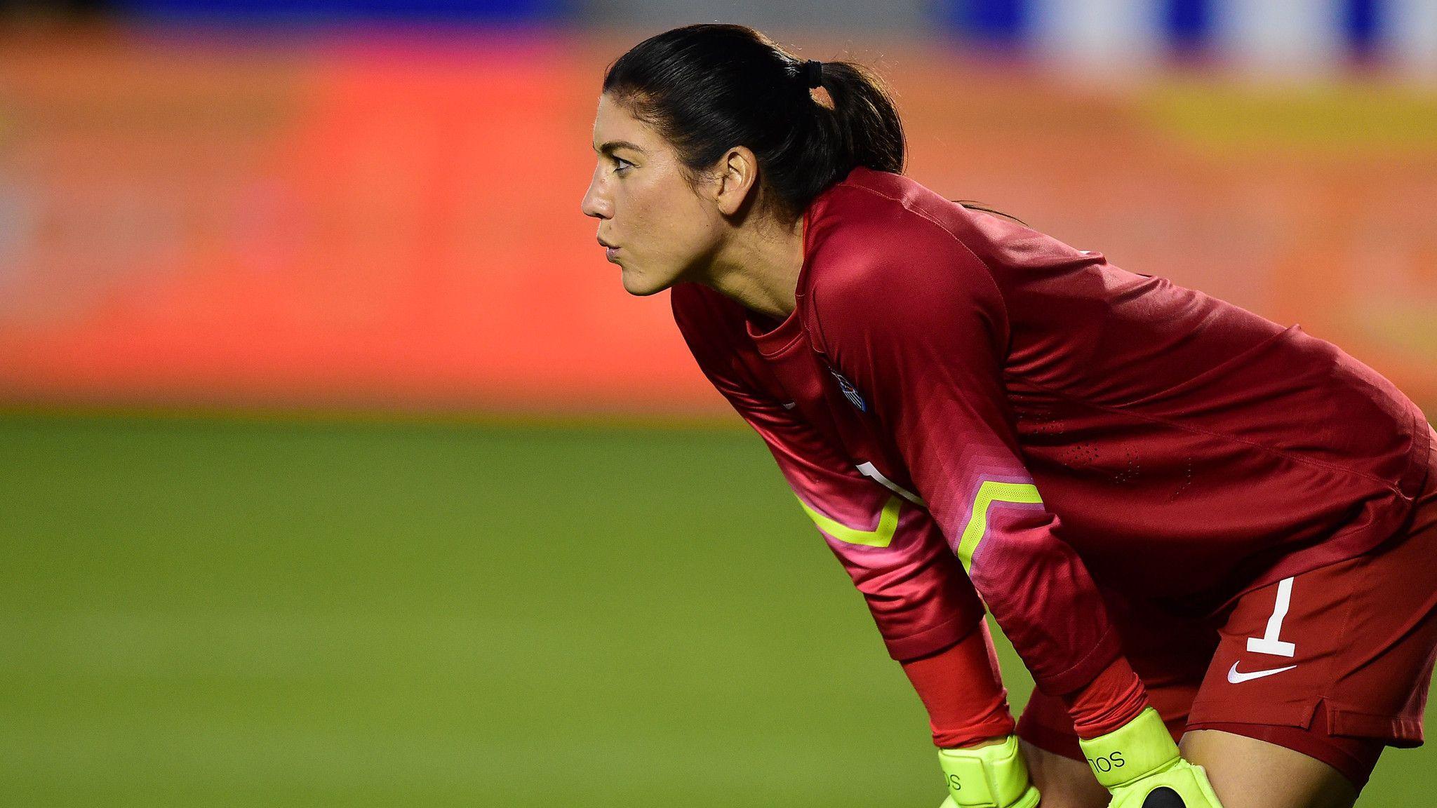 Hope Solo sets aside tumult and focuses on her last goal: a World