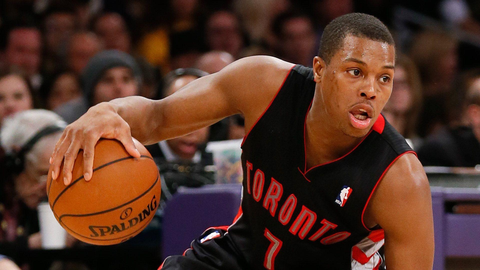 Kyle Lowry gets second chance to give shoes to snubbed fan. NBA