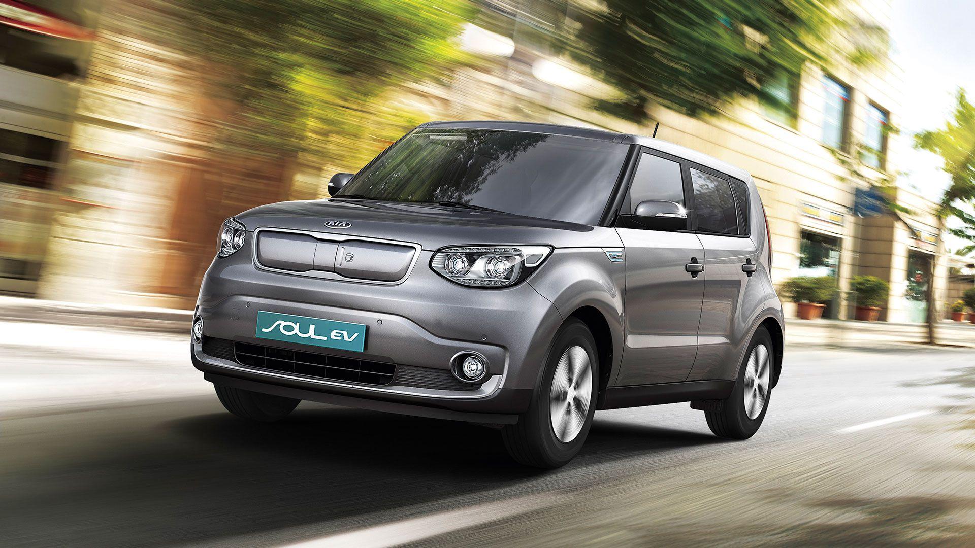 Silver Kia Soul EV electric vehicle in motion wallpaper and image