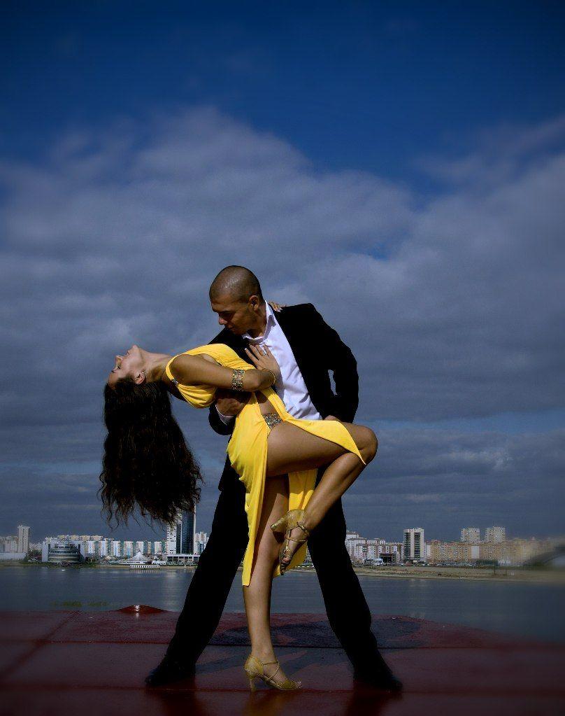 Bachata \\ Bachata is a style of dance that originated in